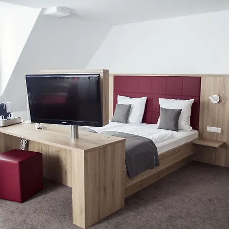 Hotel Specht By Trotmannia 3*