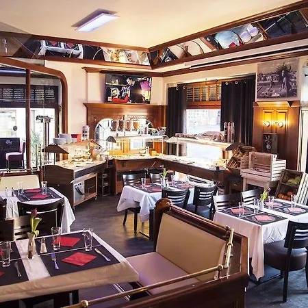 Specht Tremonia Group - 호텔 3*