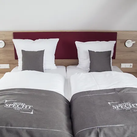 Specht By Trotmannia 酒店 3*