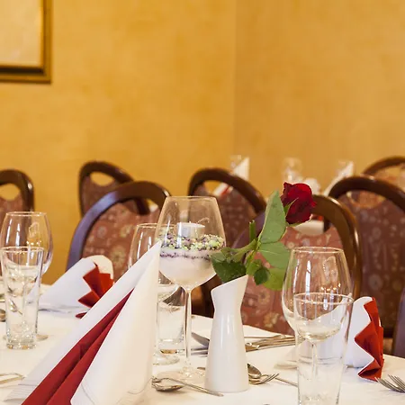 Hotel Specht By Trotmannia 3*