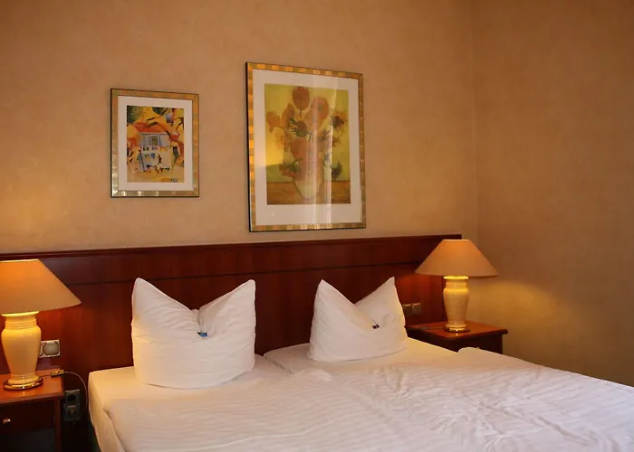 Specht By Trotmannia 3*